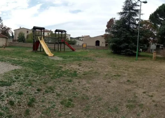 Ferienhaus Au Doux Clocher Pieusse