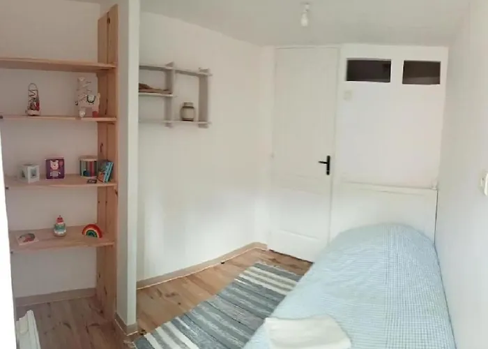 Au Doux Clocher Ferienhaus Pieusse