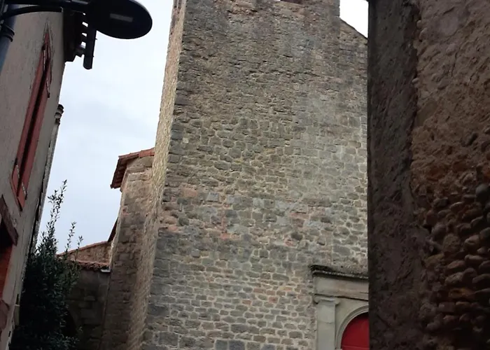 Au Doux Clocher * Pieusse